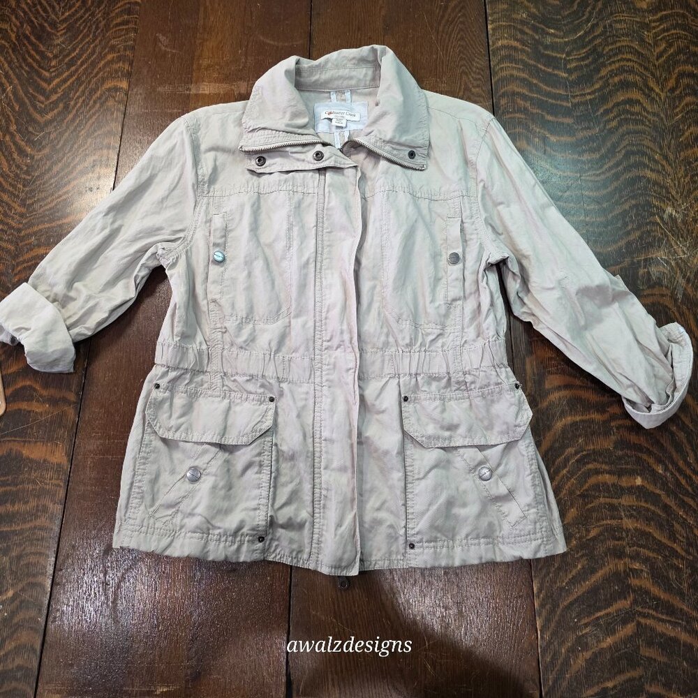 Coldwater Creek women's neutral-colored tan, roll-tab‎ sleeve jacket